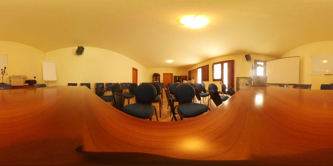 Hotel Lory Ficarolo Extérieur photo